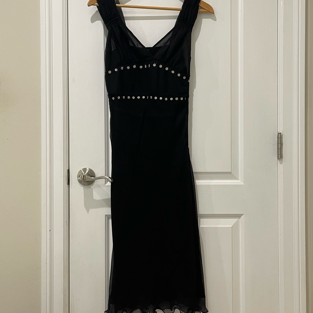 BCBG elegant Black Sleeveless silk chiffon Dress